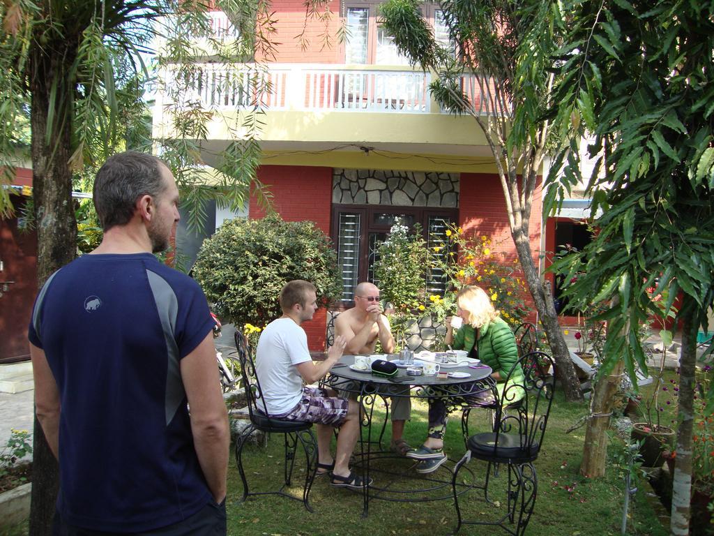 New Summit Guest House Pokhara Exterior photo