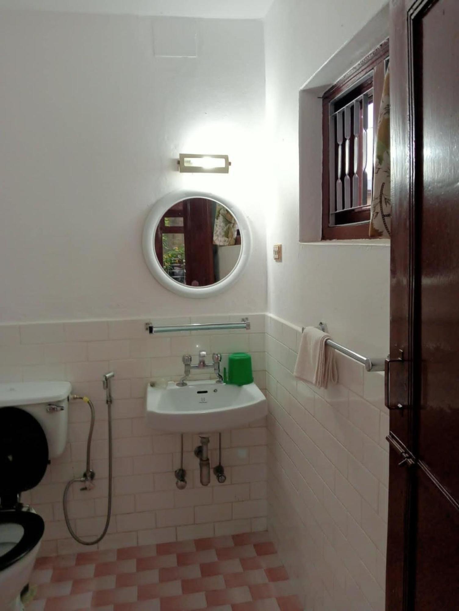 New Summit Guest House Pokhara Exterior photo